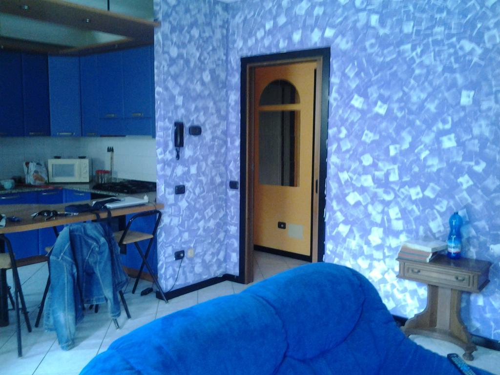 Villetta Rossini Appartamento Da Condividere Con Me Luciano Servizio Ospiti Taxi Driver Navetta No Wifi 2 Camera Da Letto Per 5 Persone Valbrembo Екстер'єр фото