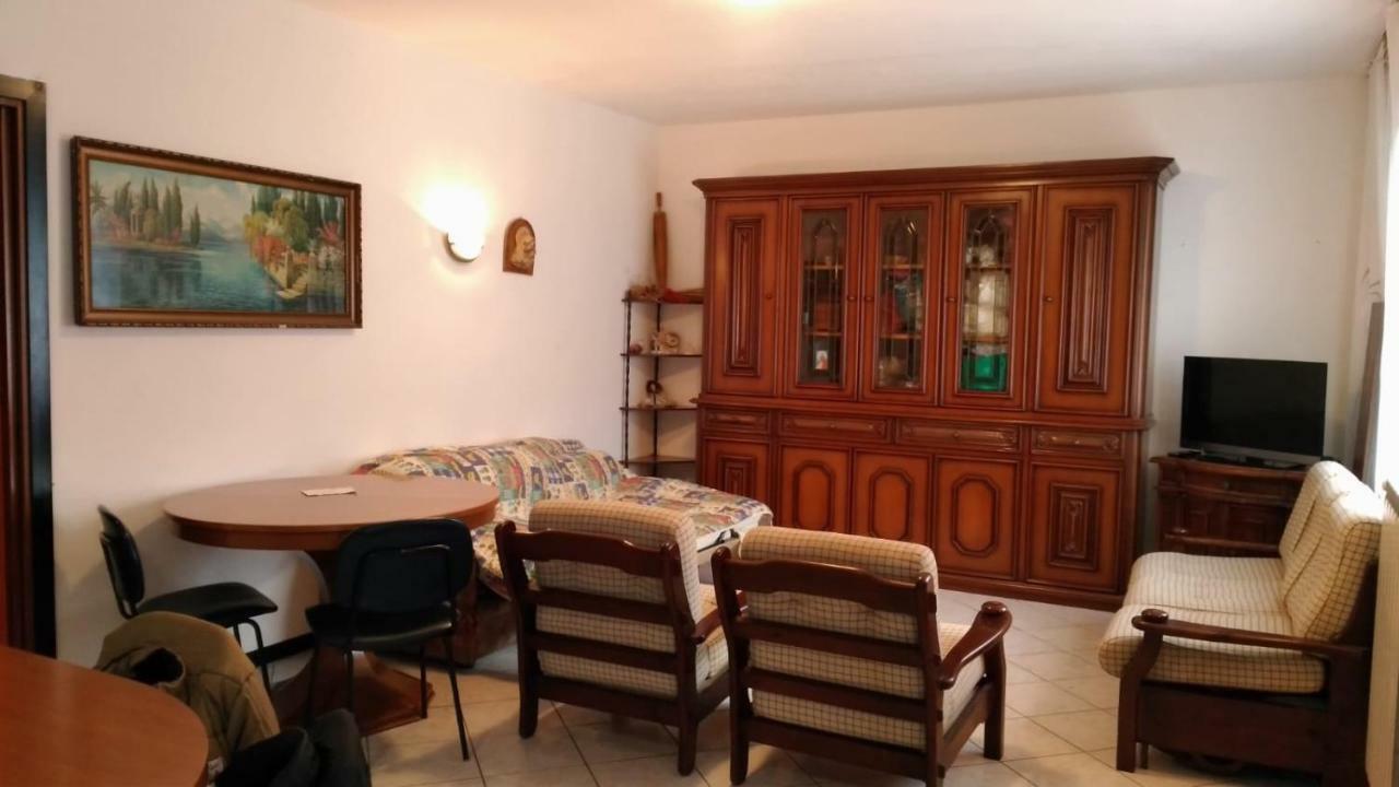 Villetta Rossini Appartamento Da Condividere Con Me Luciano Servizio Ospiti Taxi Driver Navetta No Wifi 2 Camera Da Letto Per 5 Persone Valbrembo Екстер'єр фото